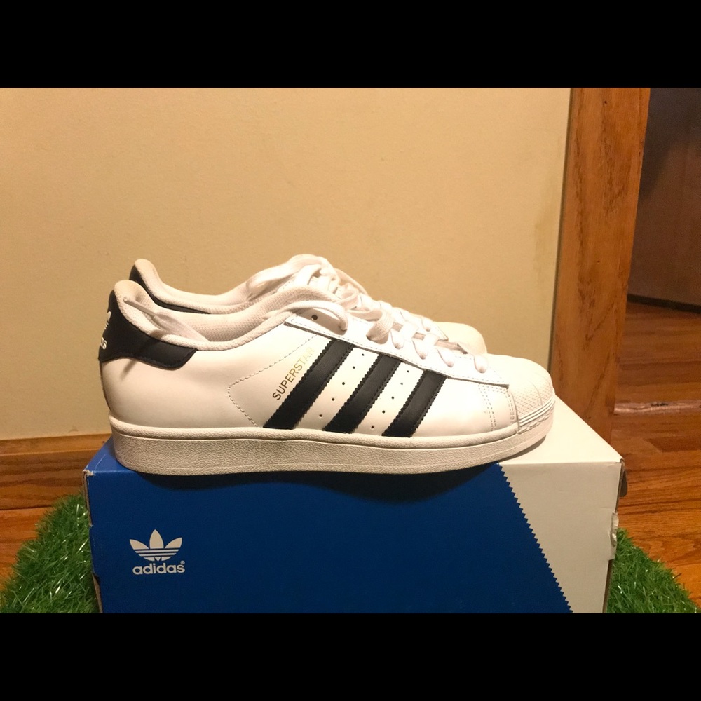 Adidas superstar